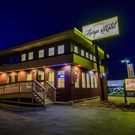 Aarya Hotel By Niagara Fashion Outlets Ниагарски водопад Екстериор снимка